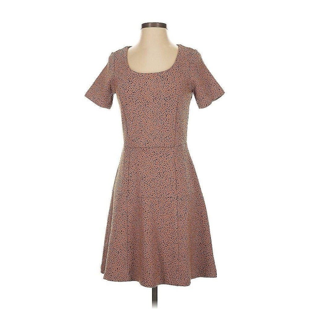 Ann Taylor Women’s Cheetah Print Dress Petite Size 6P Knee Length Short Sleeve